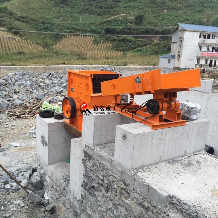 簡易給料機+斜口錘破使用現場